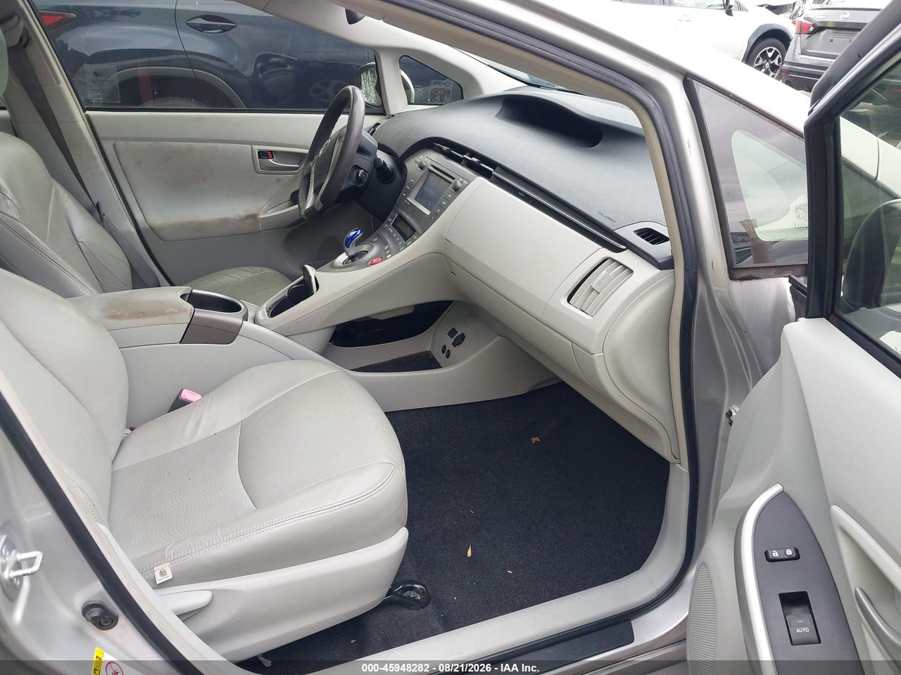 2013 TOYOTA PRIUS THREE · 5/11