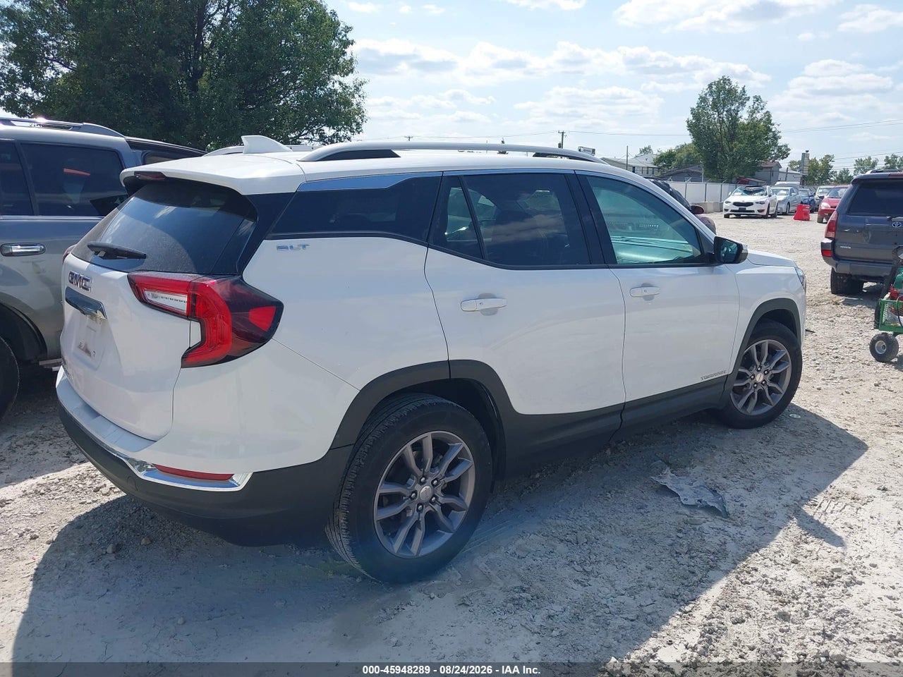 2022 GMC TERRAIN FWD SLT · 4/11