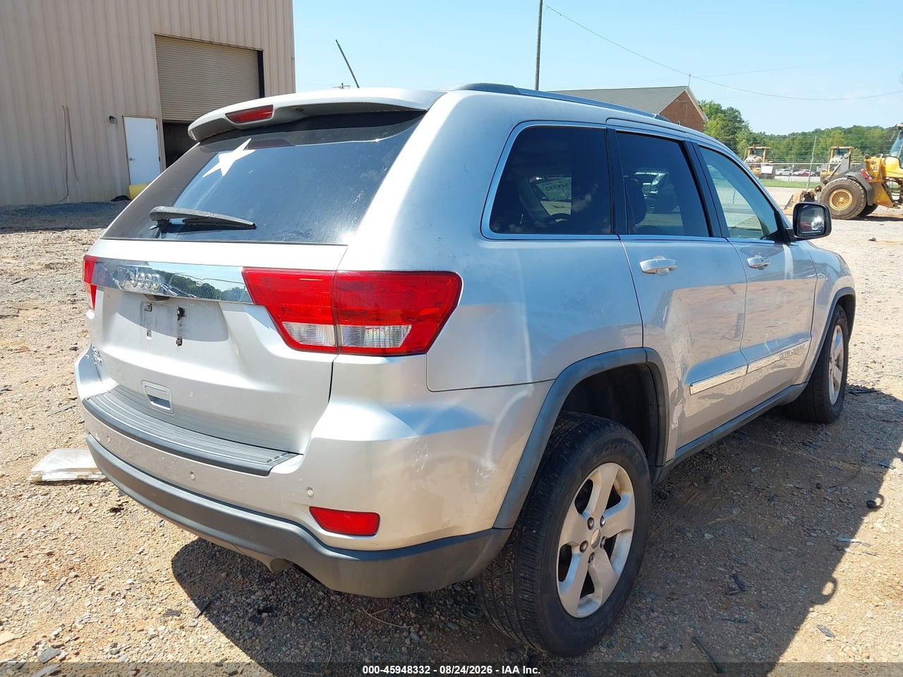 2011 JEEP GRAND CHEROKEE LAREDO · 4/11