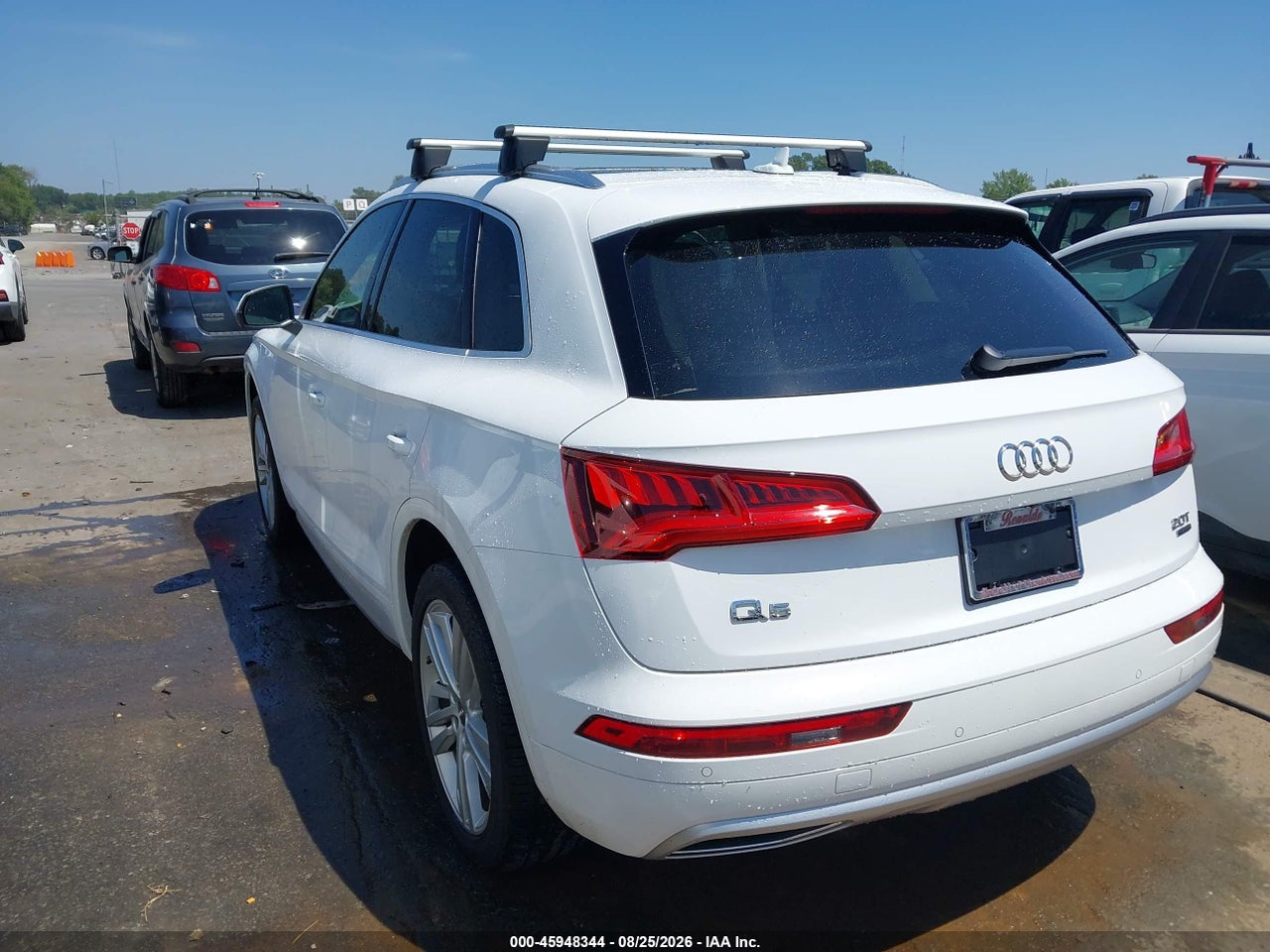 2018 AUDI Q5 2.0T PREMIUM/2.0T TECH PREMIUM · 3/11