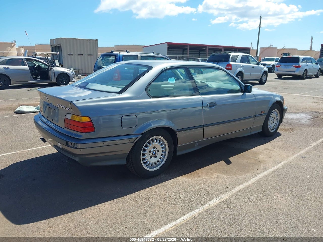 1994 BMW 325 IS · 4/11