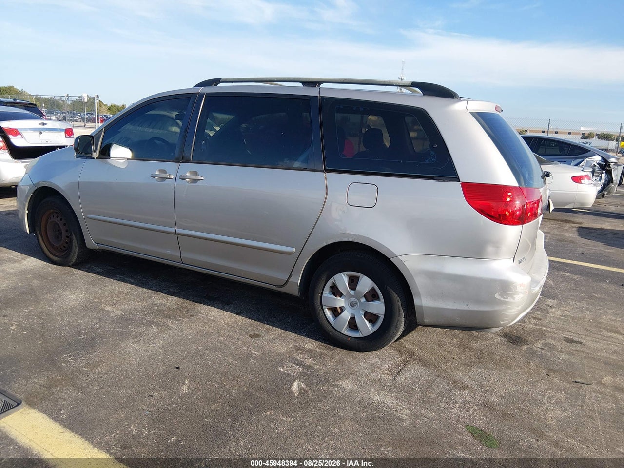 2006 TOYOTA SIENNA CE · 3/11