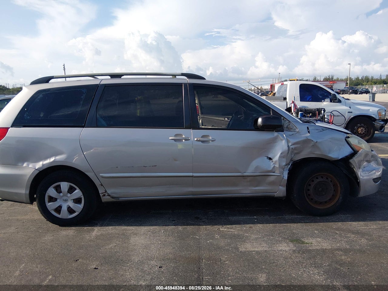 2006 TOYOTA SIENNA CE · 6/11