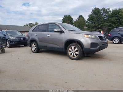 5XYKTCA19BG****** · 2011 KIA SORENTO LX