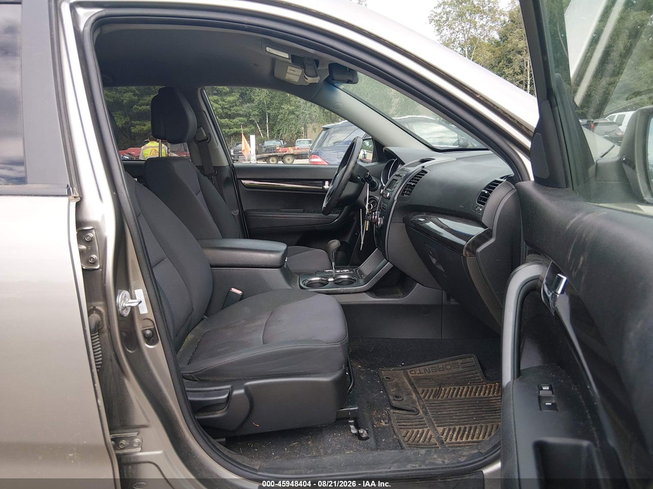 2011 KIA SORENTO LX · 5/11