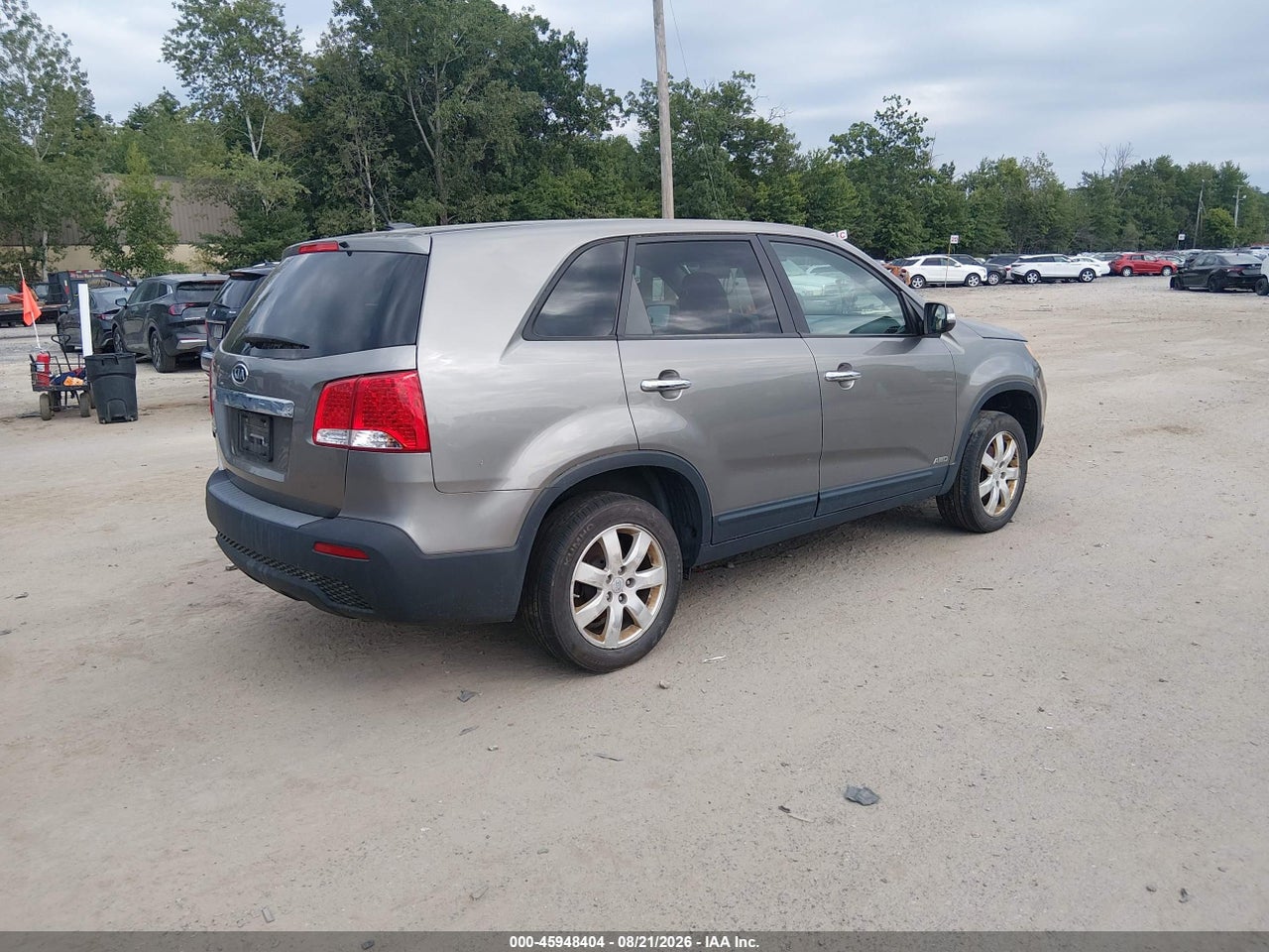 2011 KIA SORENTO LX · 4/11