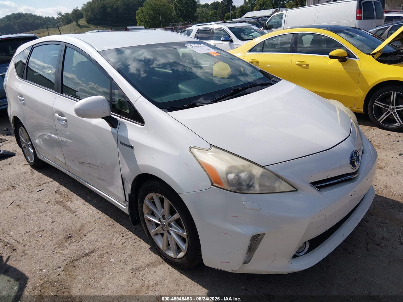 JTDZN3EU4D3****** · 2013 TOYOTA PRIUS V FIVE