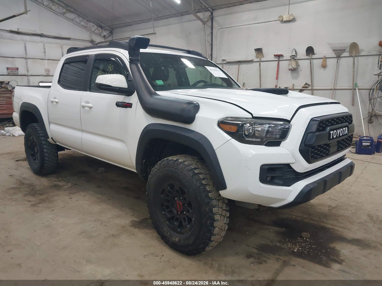 5TFCZ5AN7JX****** · 2018 TOYOTA TACOMA TRD PRO