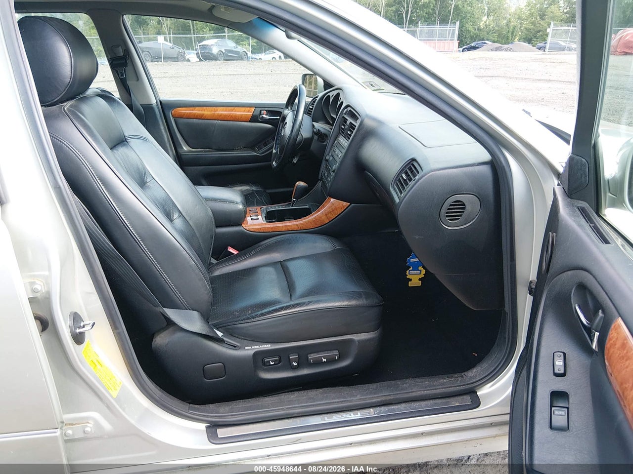 2000 LEXUS GS 300   · 5/11