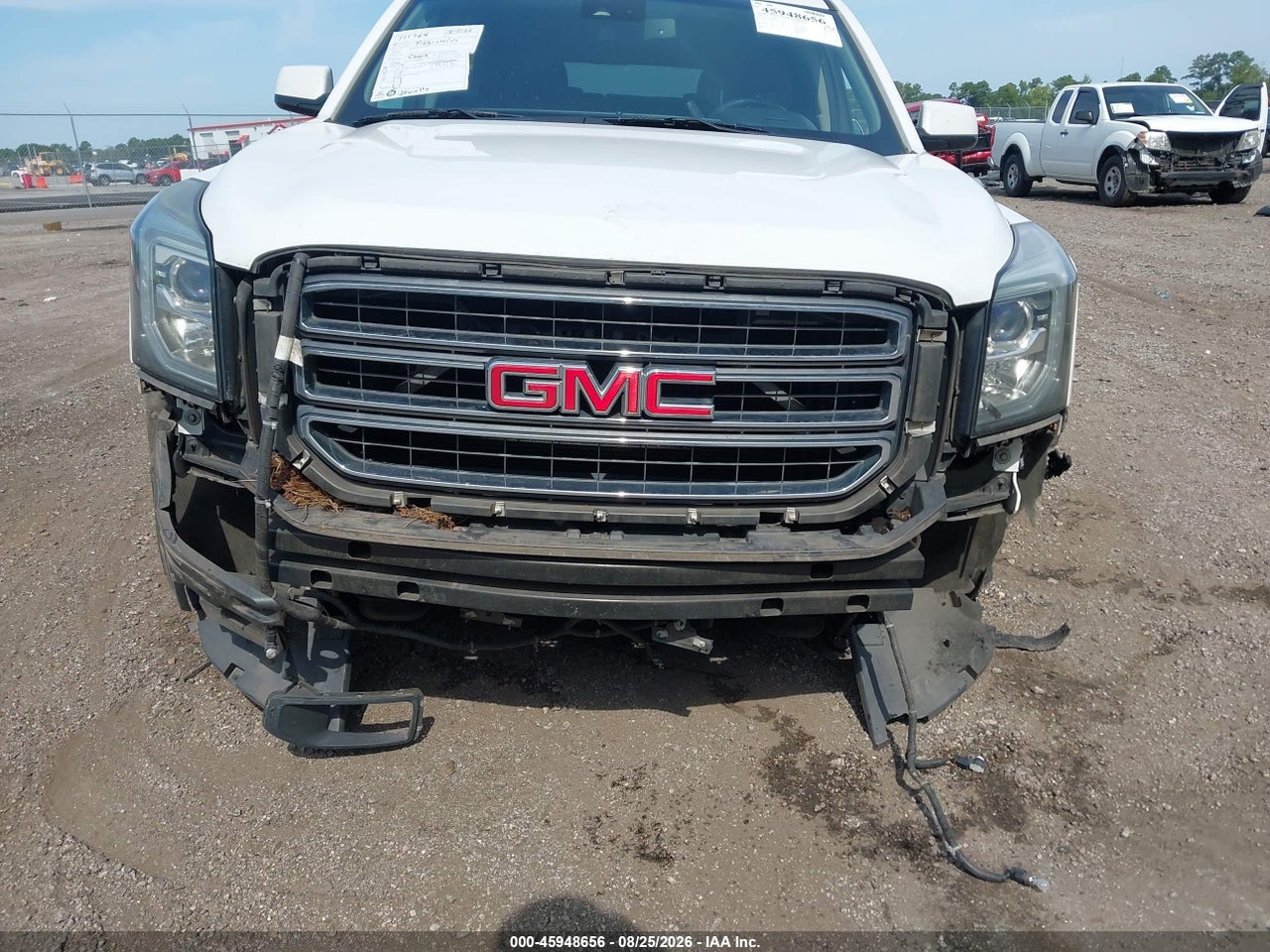 2016 GMC YUKON XL SLT · 6/11