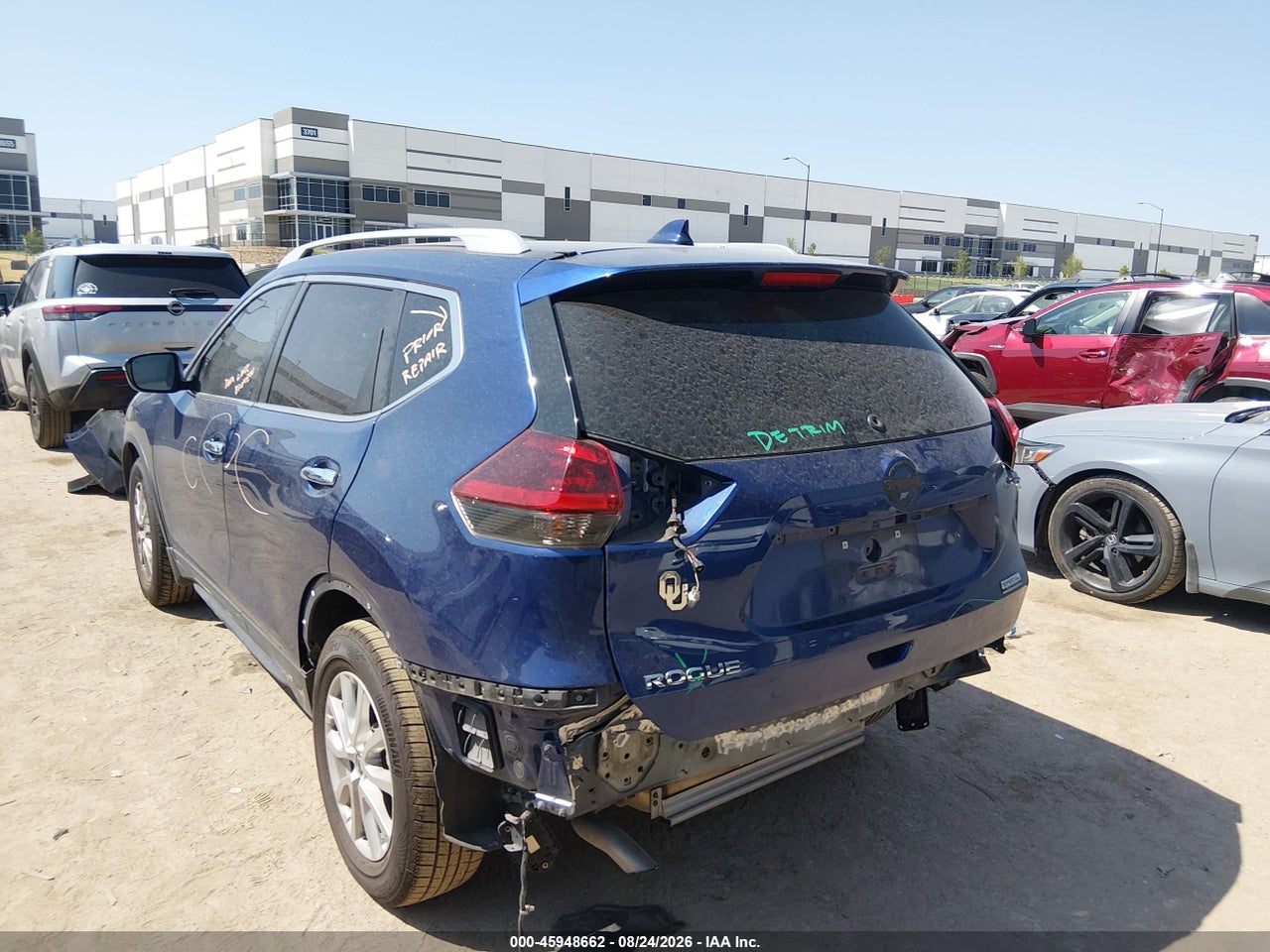 2019 NISSAN ROGUE S · 3/11