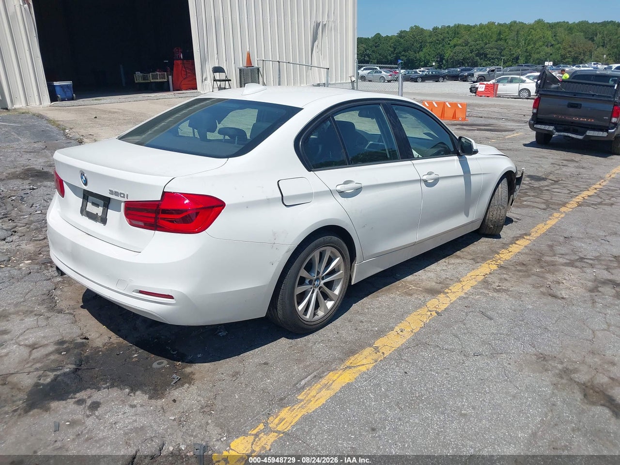2018 BMW 320I · 4/11