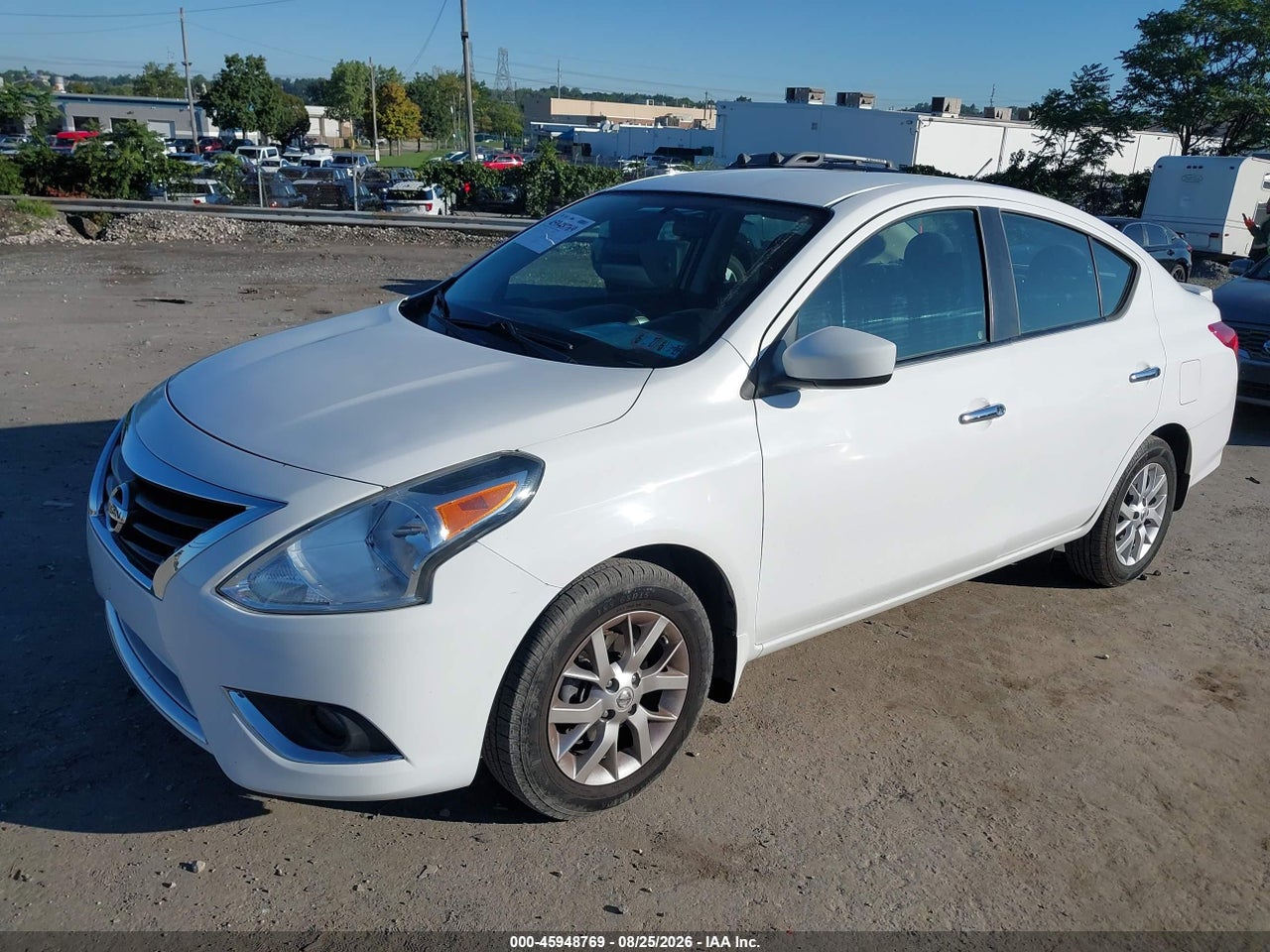 2016 NISSAN VERSA 1.6 SV · 2/11