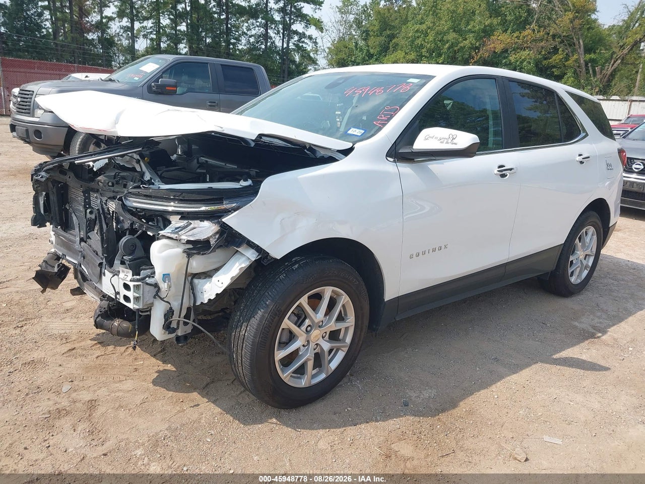 2024 CHEVROLET EQUINOX AWD LT · 2/10