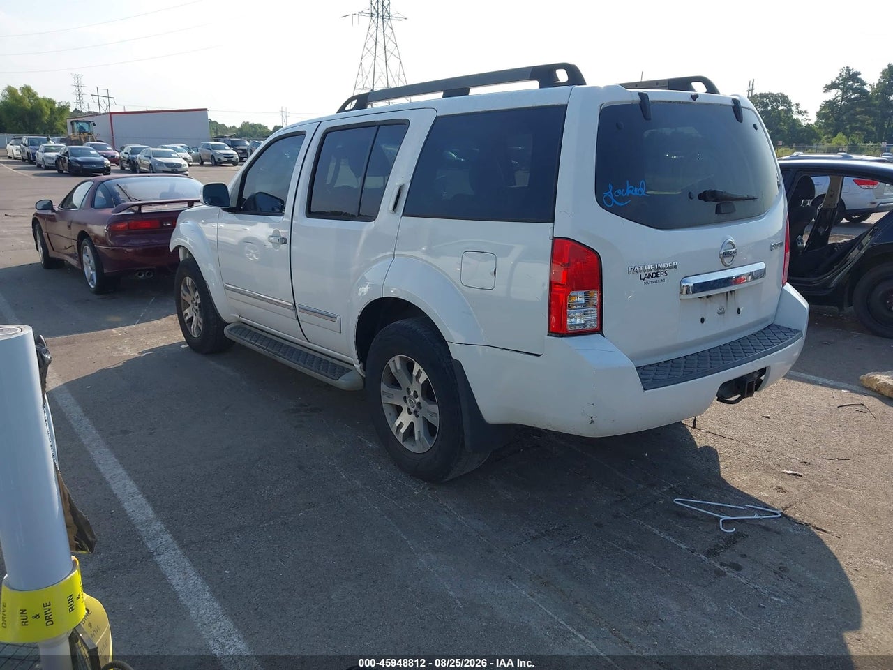 2011 NISSAN PATHFINDER SILVER · 3/11
