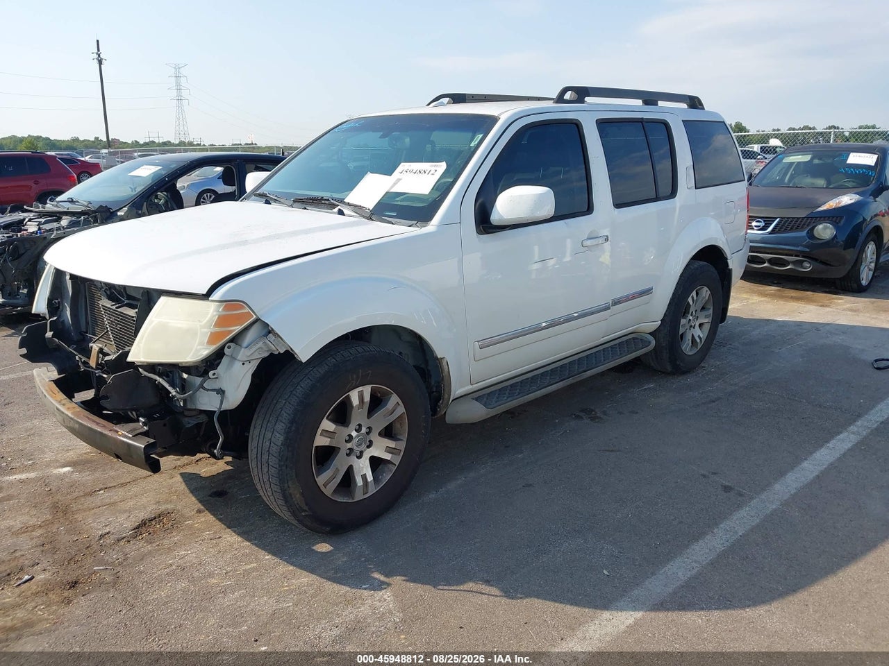 2011 NISSAN PATHFINDER SILVER · 2/11