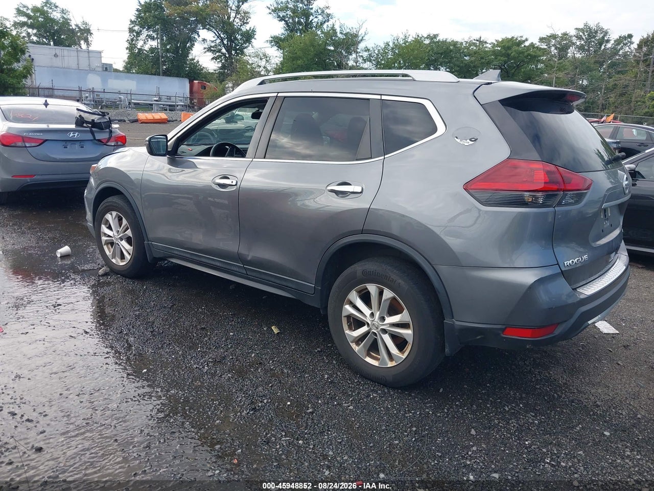 2018 NISSAN ROGUE S · 3/11