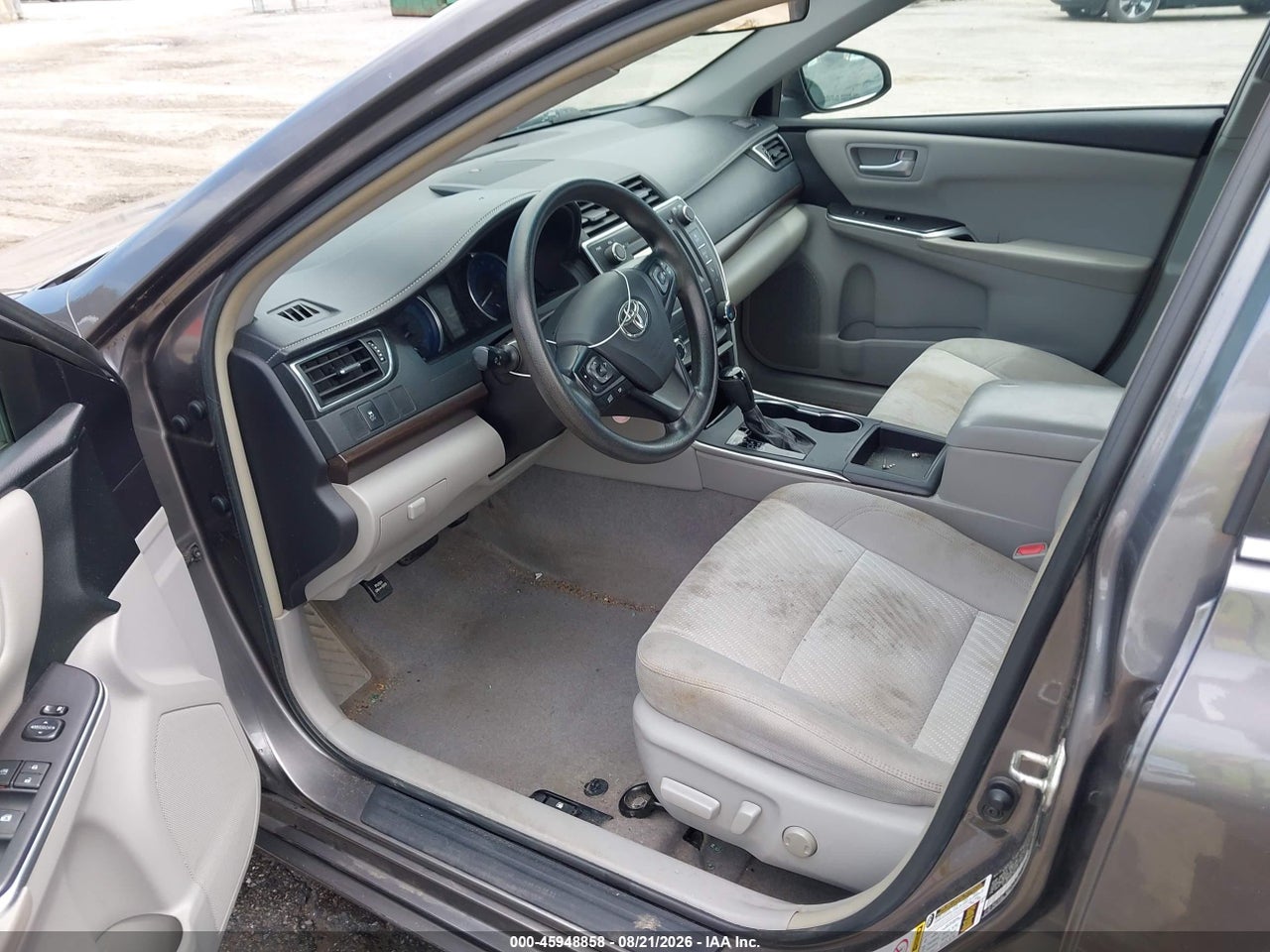 2017 TOYOTA CAMRY LE · 5/11