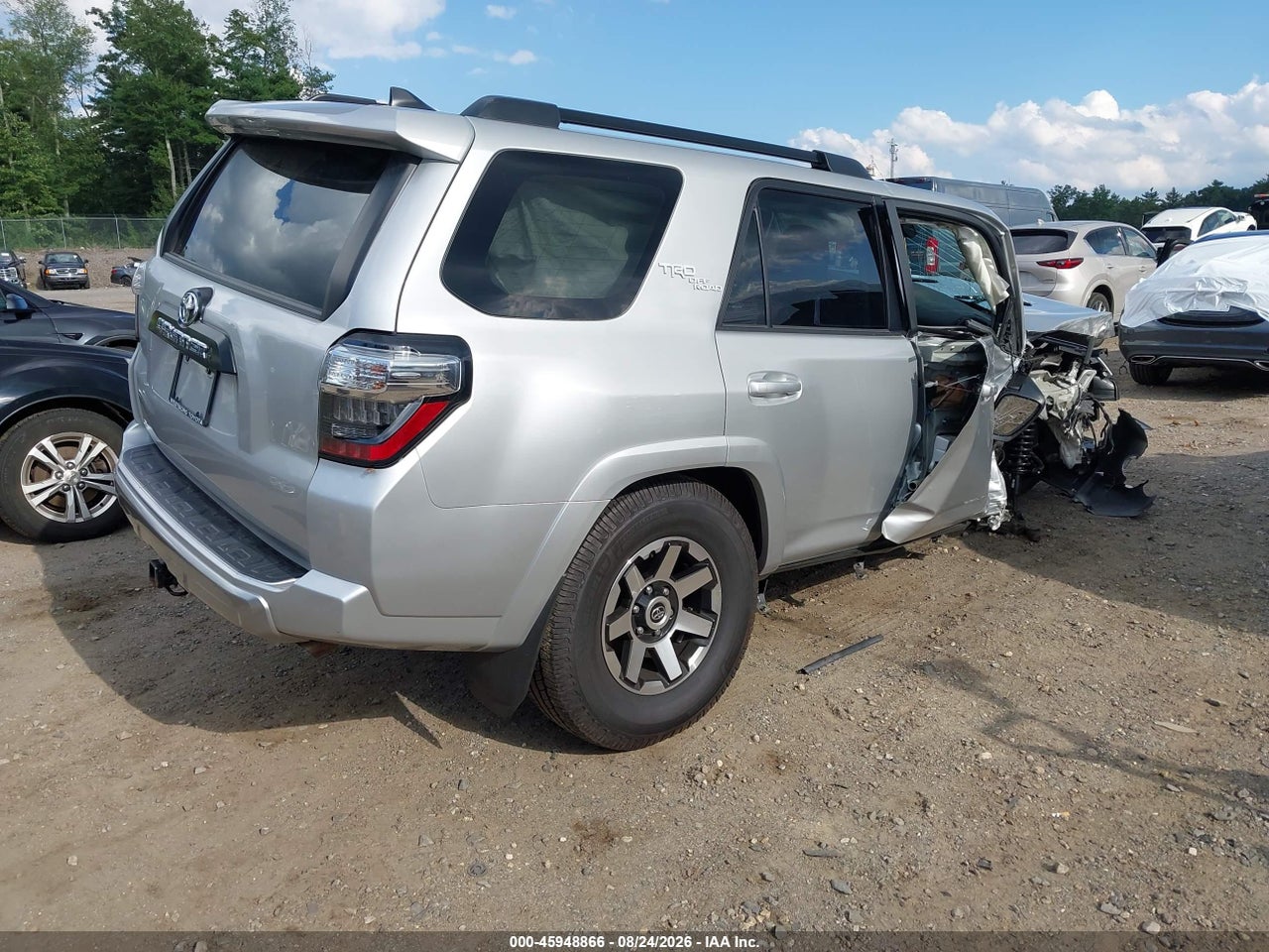 2024 TOYOTA 4RUNNER TRD OFF ROAD · 4/11