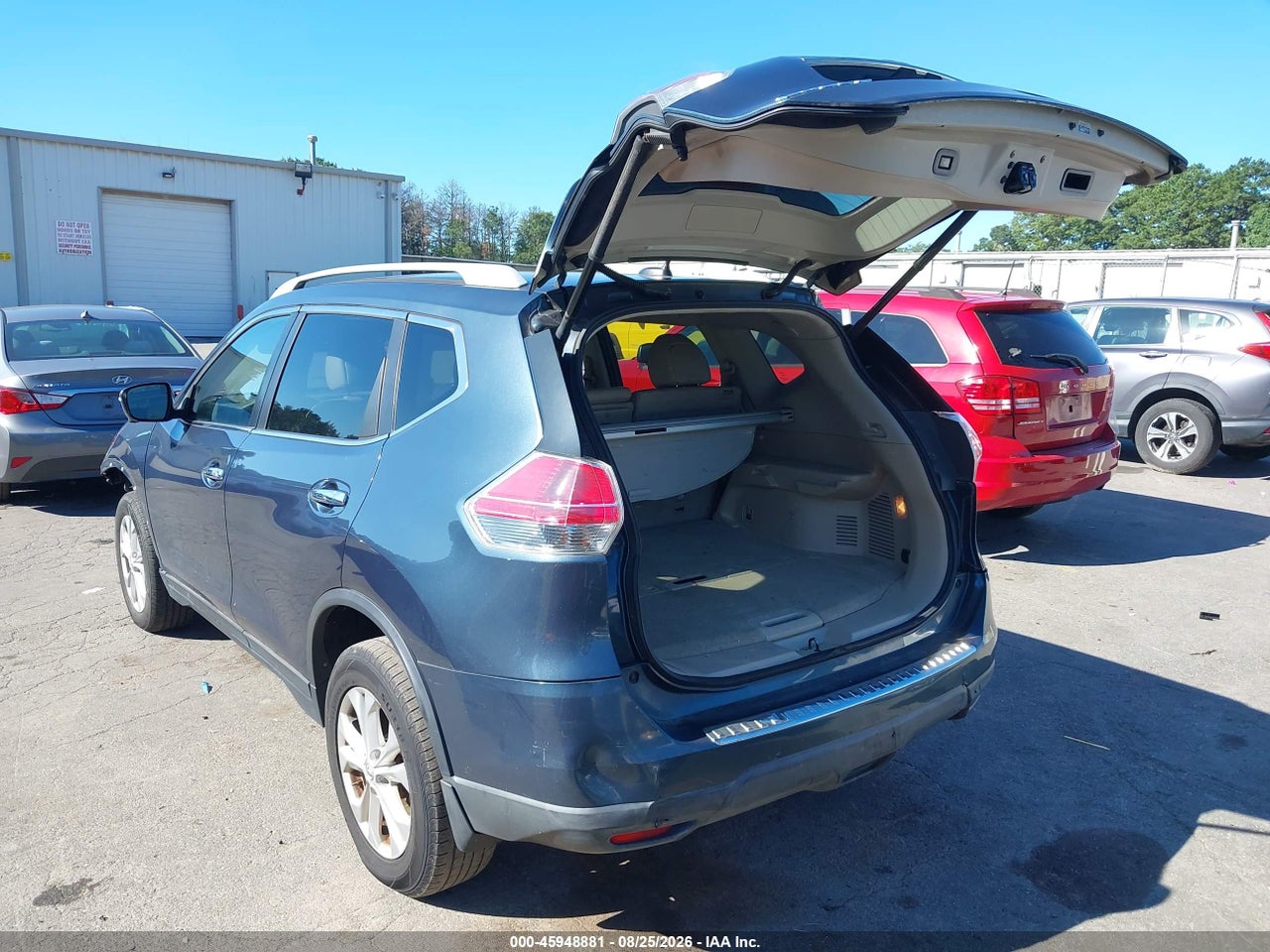 2014 NISSAN ROGUE SL · 3/11