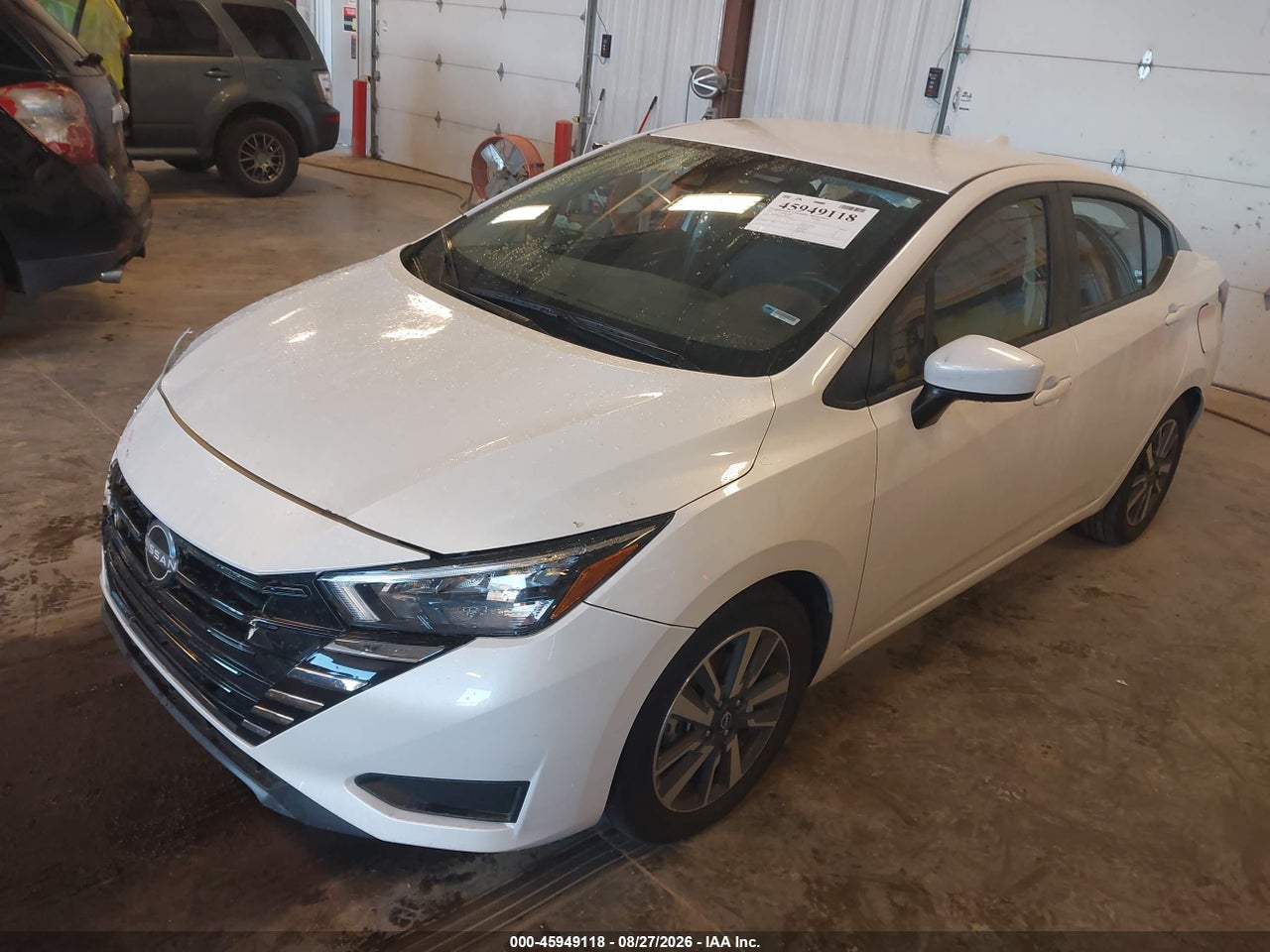 2025 NISSAN VERSA 1.6 SV · 2/11