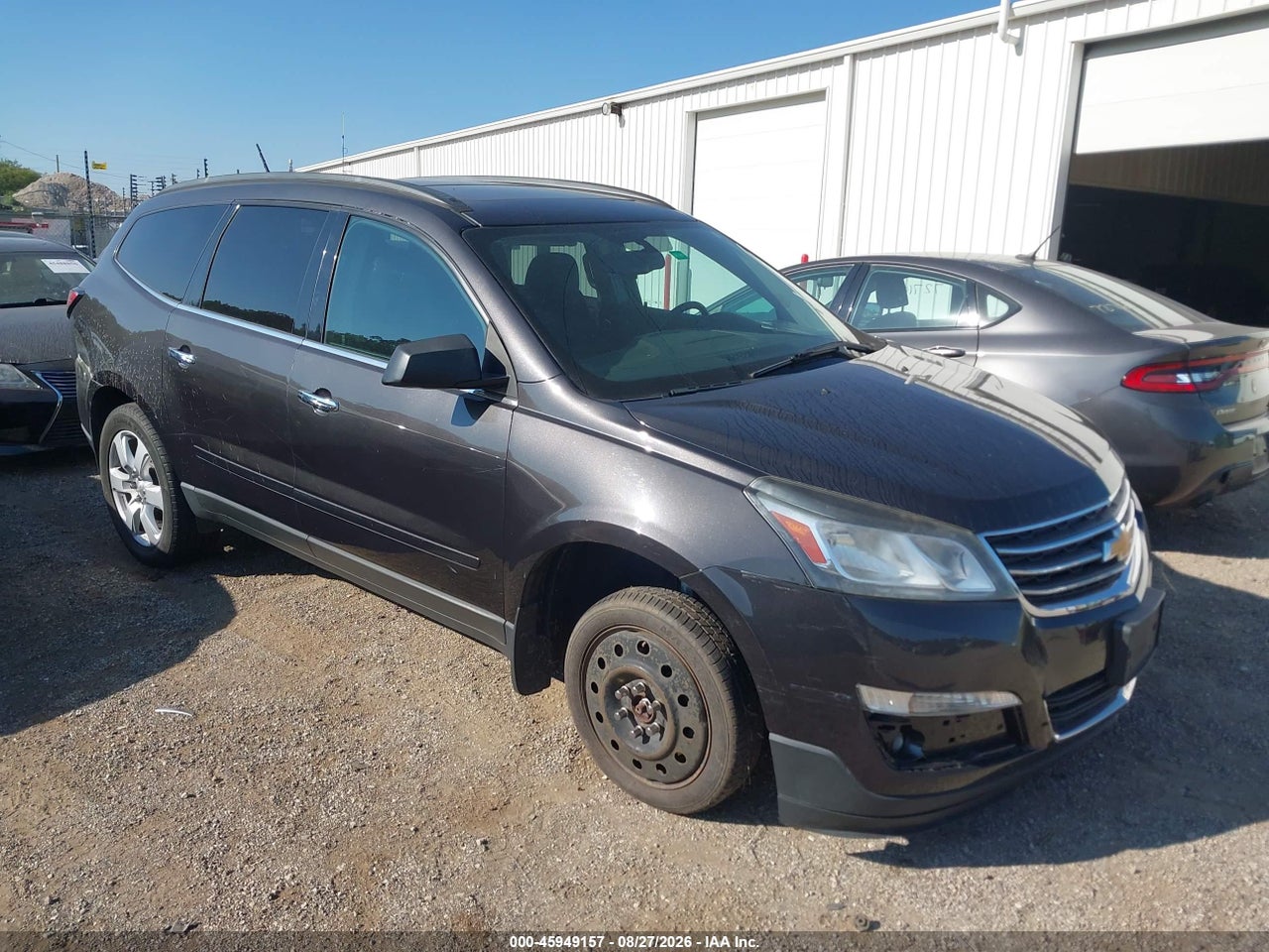 1GNKVGKD7HJ****** · 2017 CHEVROLET TRAVERSE LT