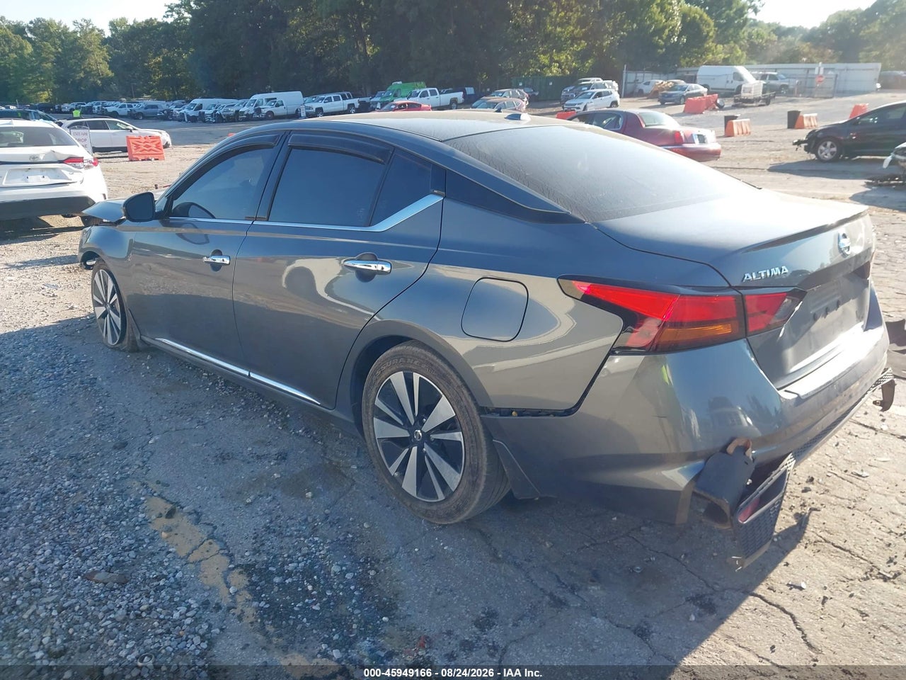 2019 NISSAN ALTIMA 2.5 SV · 3/10