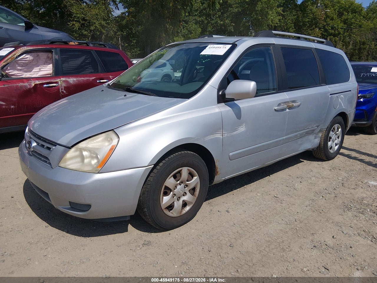 2008 KIA SEDONA LX · 2/6