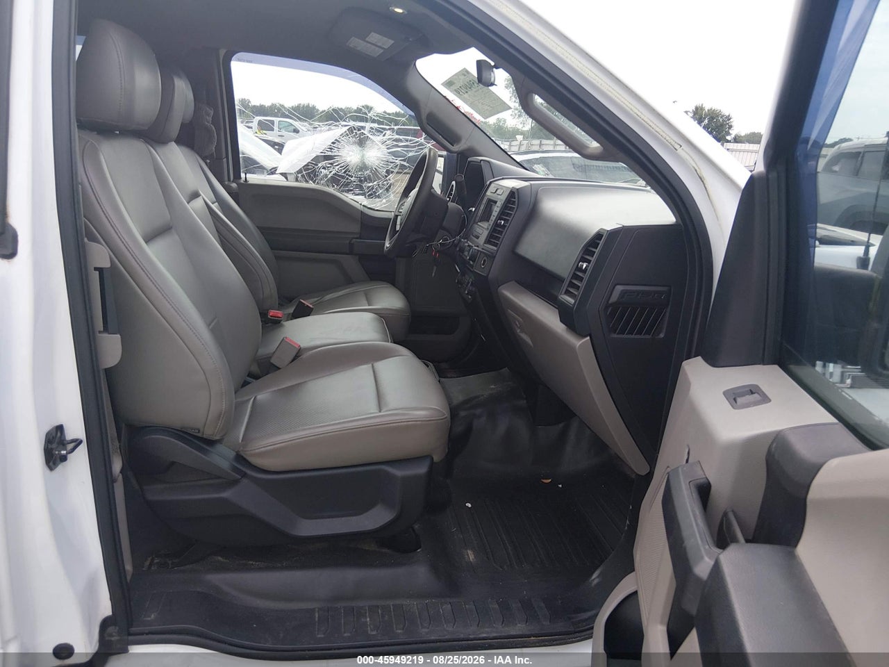 2015 FORD F-150 XL · 5/11