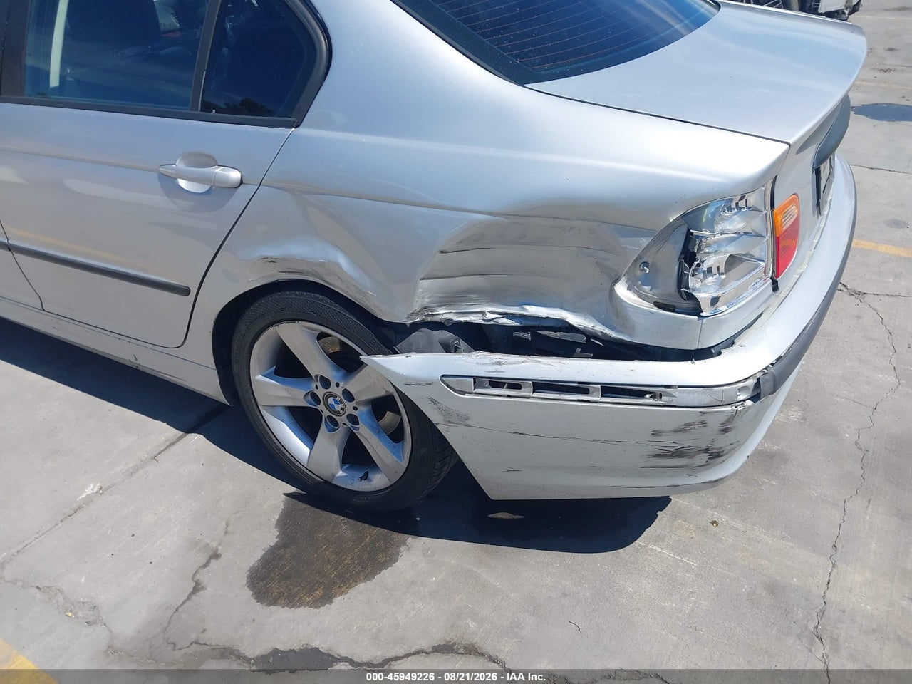 2004 BMW 325I · 6/11