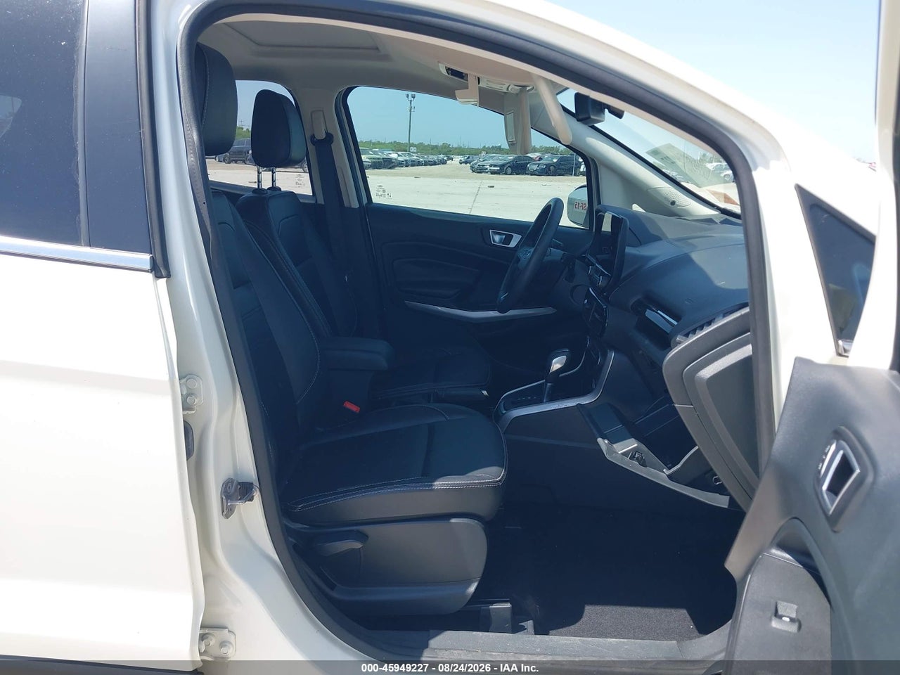 2021 FORD ECOSPORT TITANIUM · 5/11