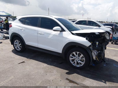 KM8J33A4XMU****** · 2021 HYUNDAI TUCSON VALUE