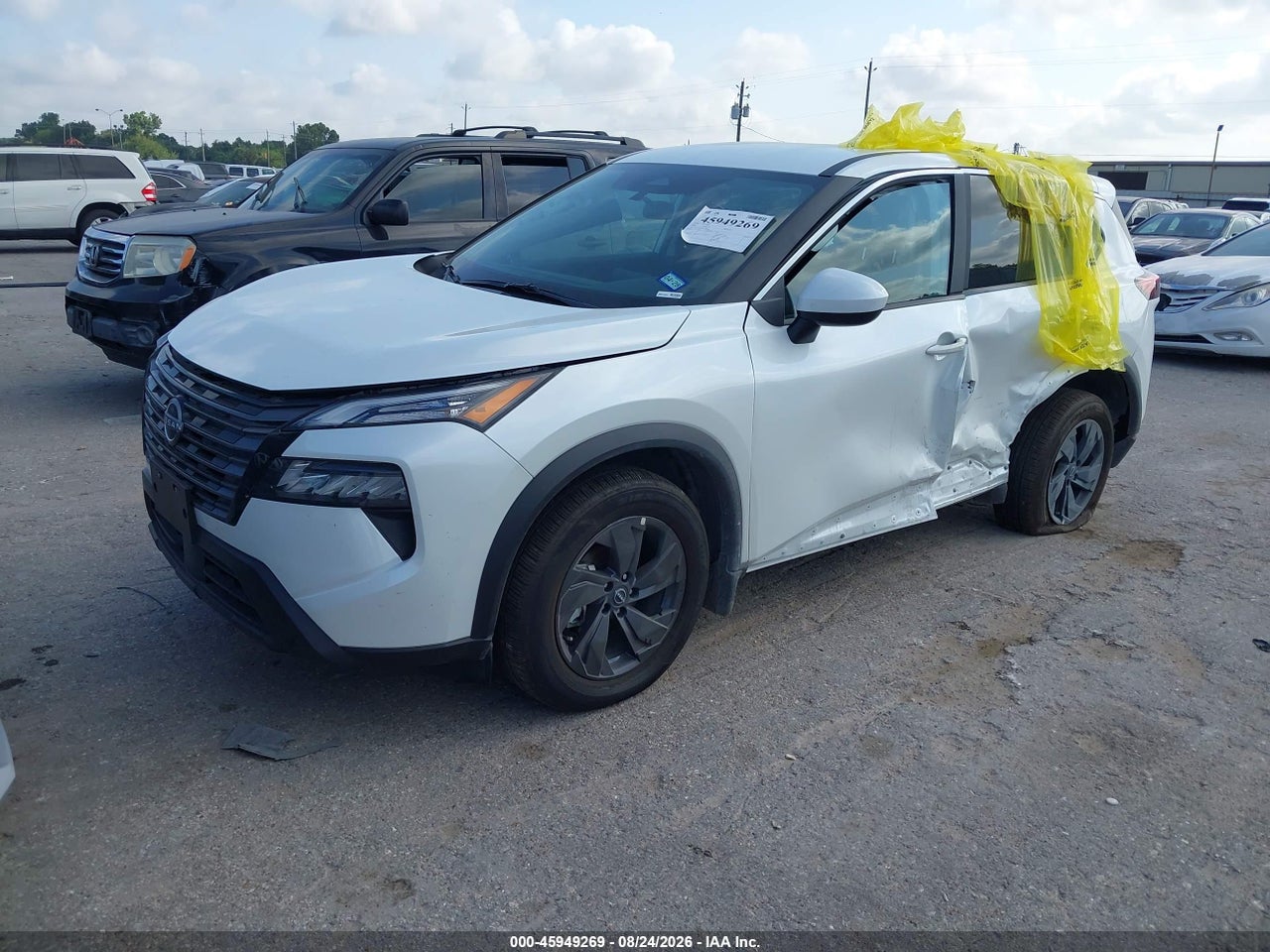 2026 NISSAN ROGUE SV · 2/11