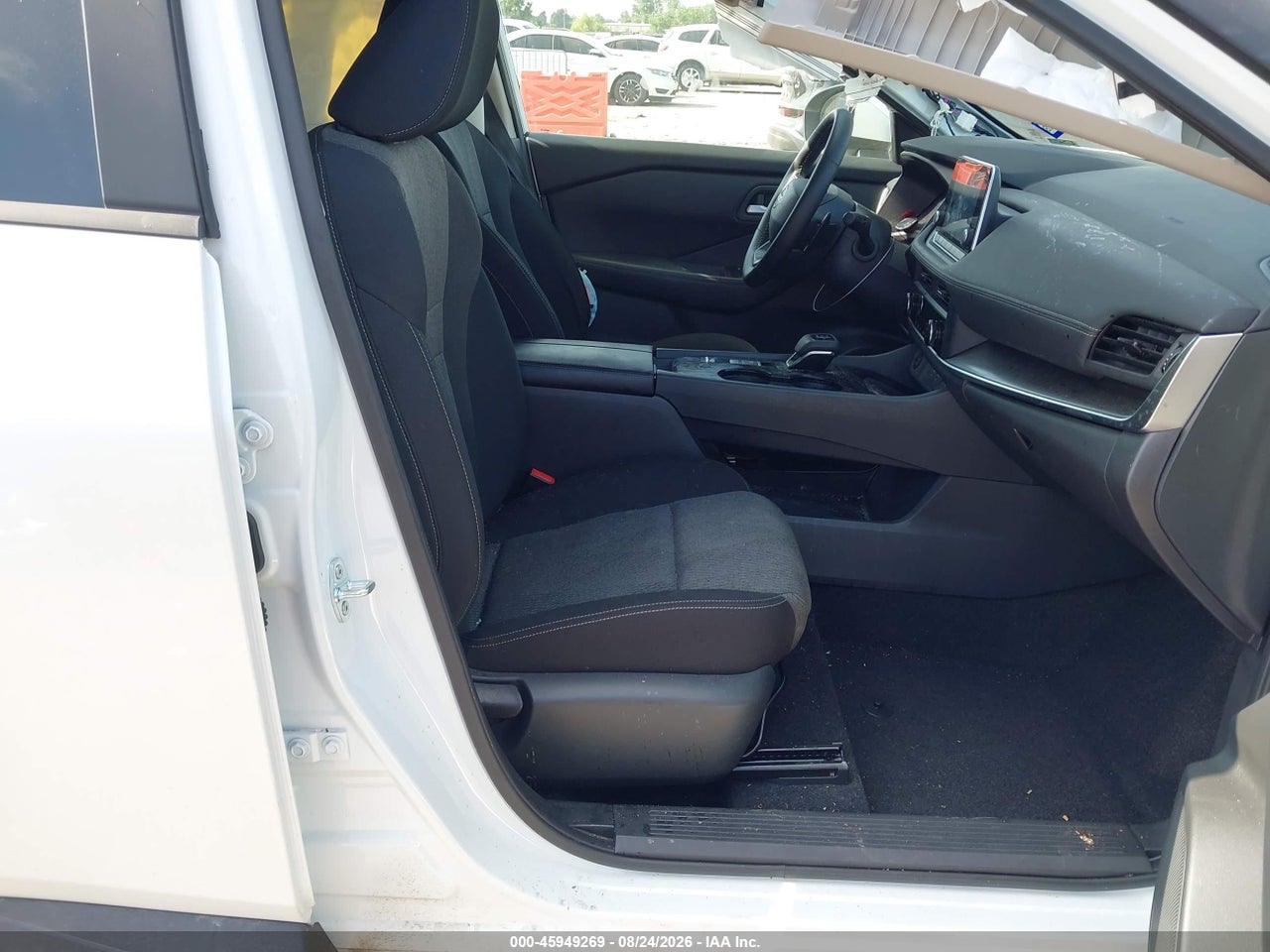 2026 NISSAN ROGUE SV · 5/11