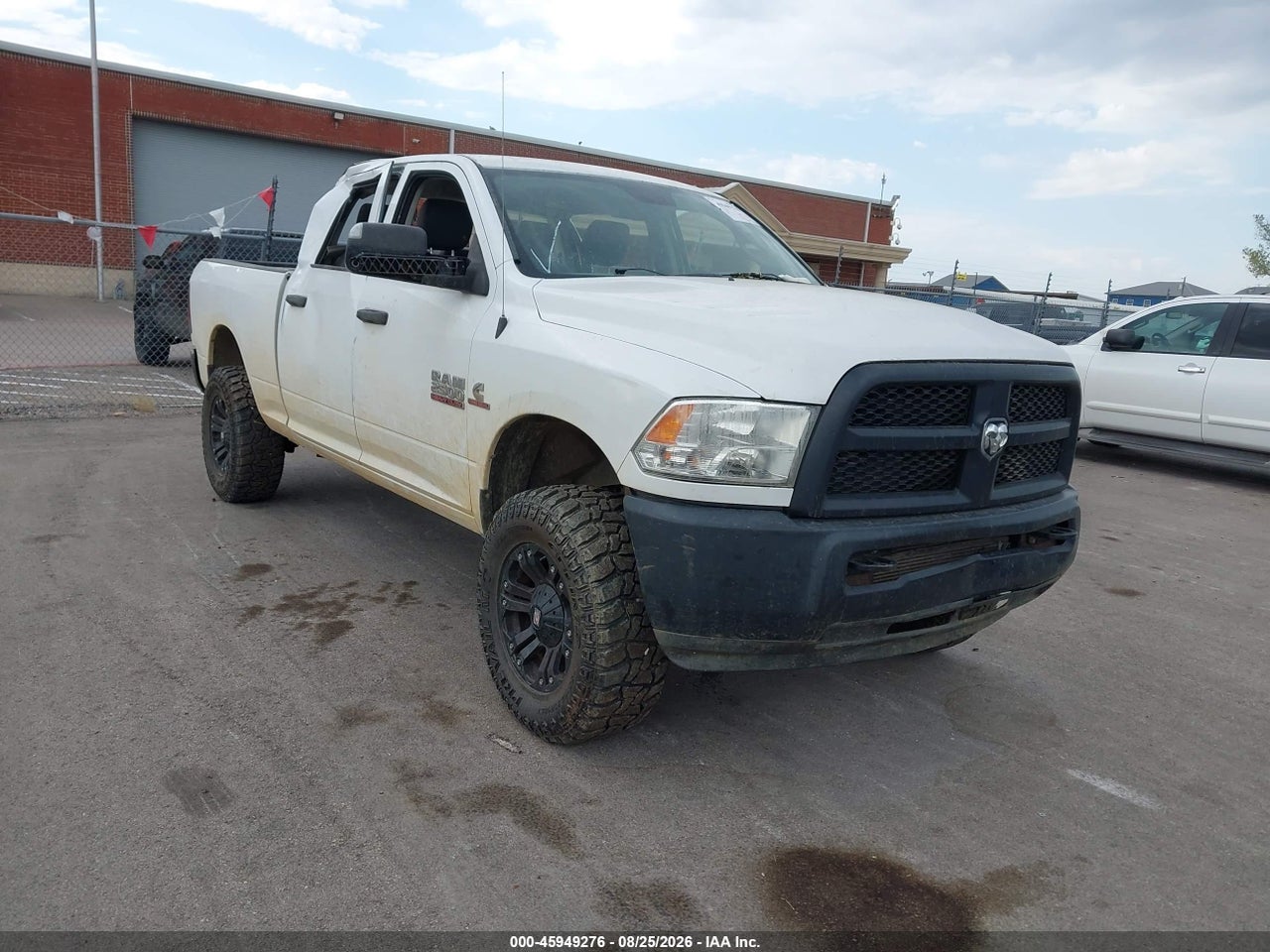 3C6UR5CL1HG****** · 2017 RAM 2500 TRADESMAN  4X4 6'4 BOX