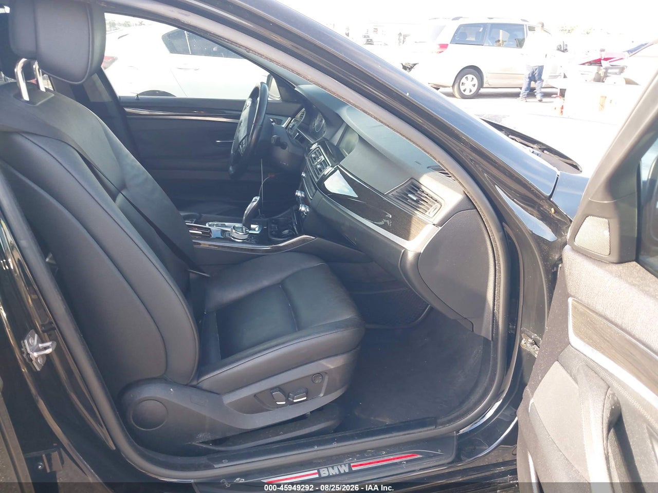2011 BMW 528I · 5/11