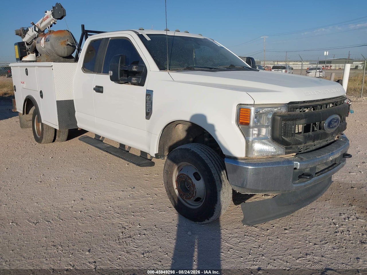 2022 FORD F-350 CHASSIS XL