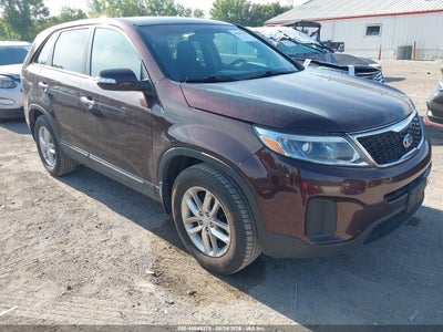 5XYKT3A66FG****** · 2015 KIA SORENTO LX