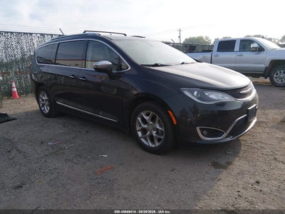 2C4RC1GG6KR****** · 2019 CHRYSLER PACIFICA LIMITED