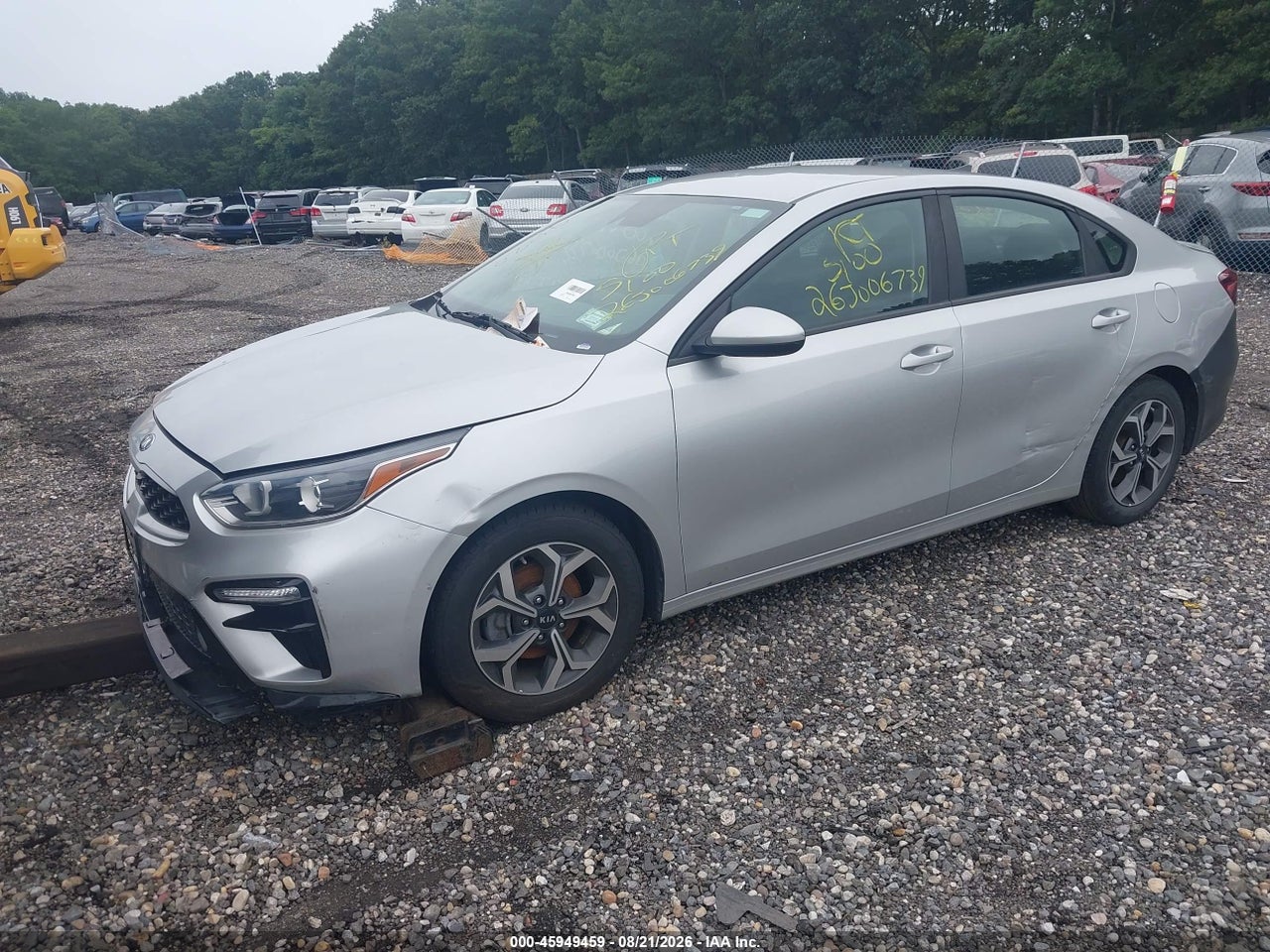 2020 KIA FORTE LXS · 2/10