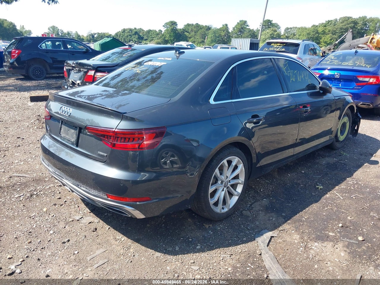 2019 AUDI A4 45 PREMIUM · 4/10