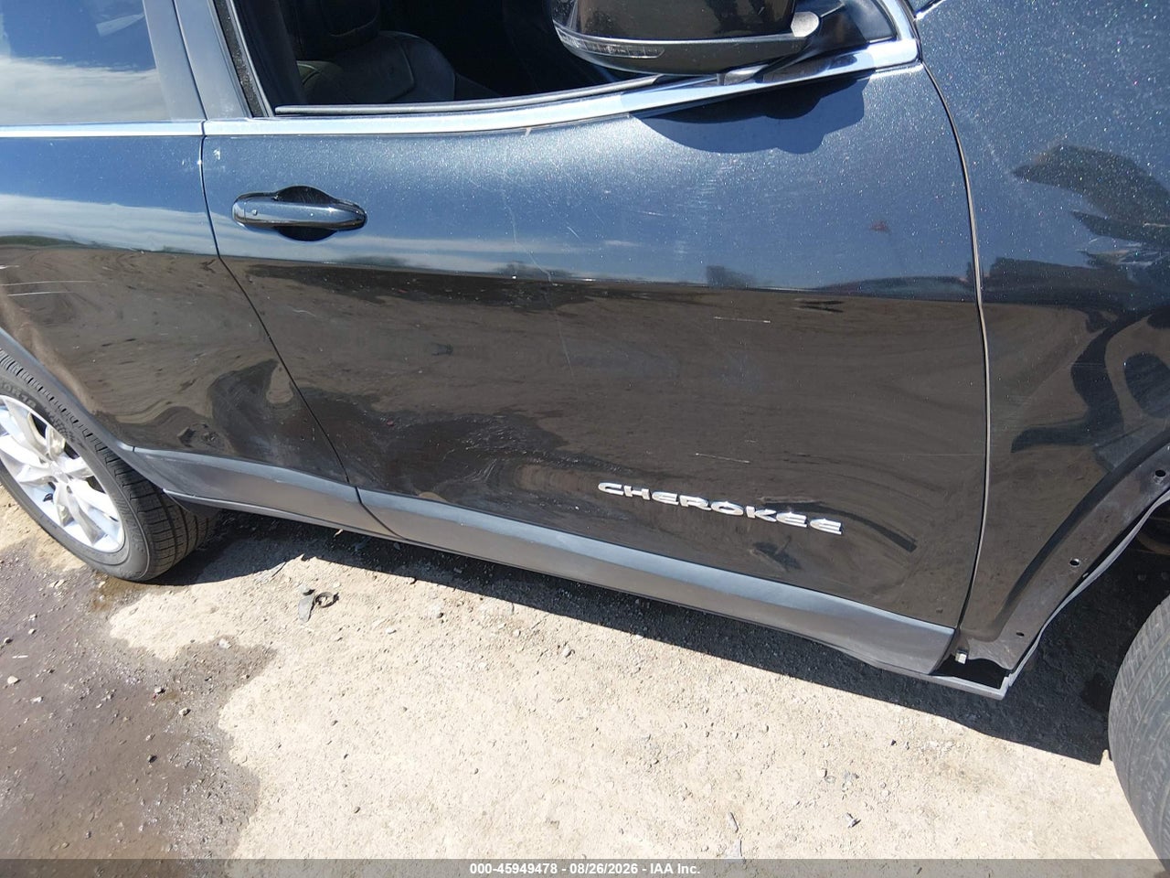 2016 JEEP CHEROKEE LIMITED · 6/10