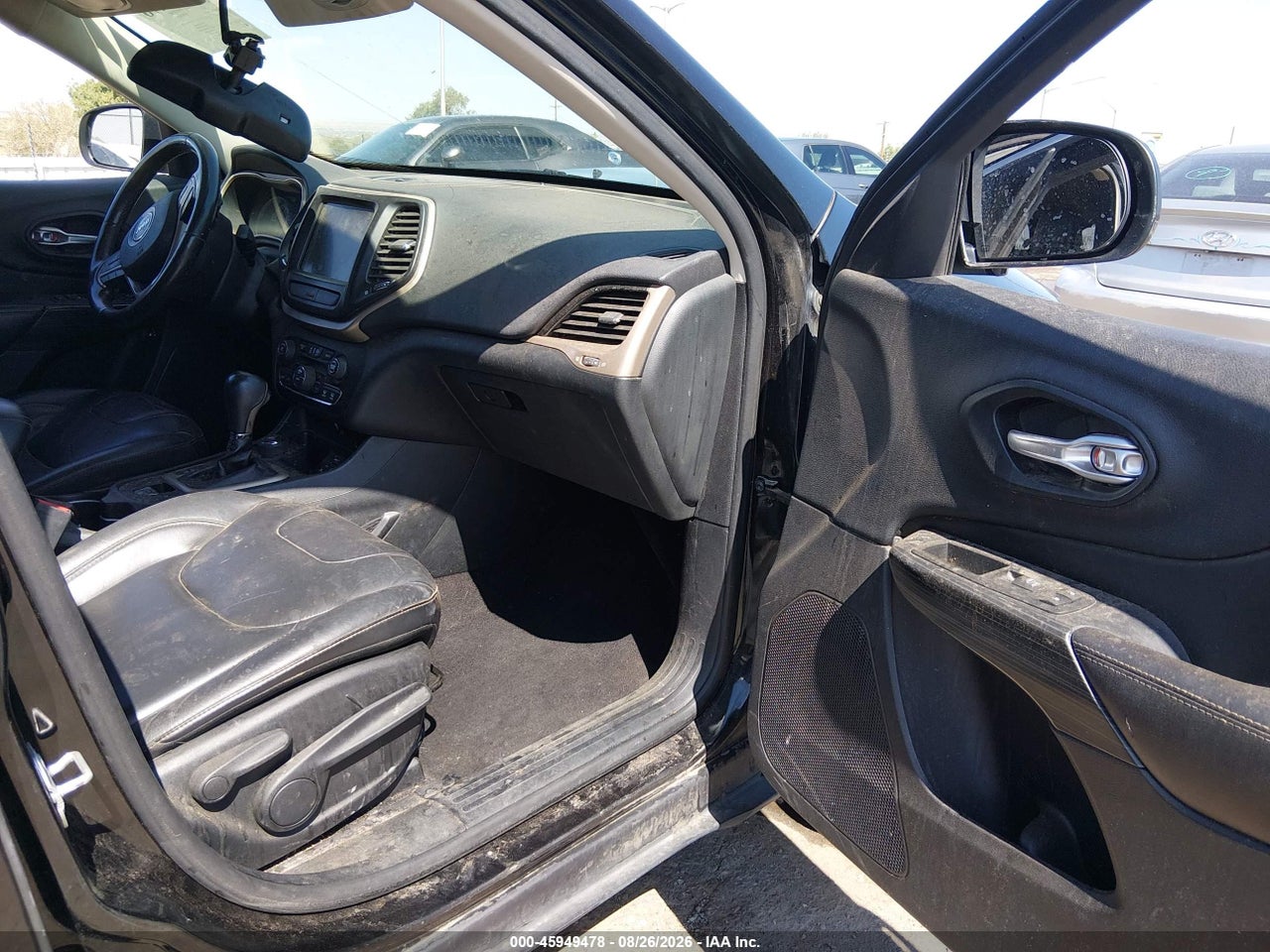 2016 JEEP CHEROKEE LIMITED · 5/10