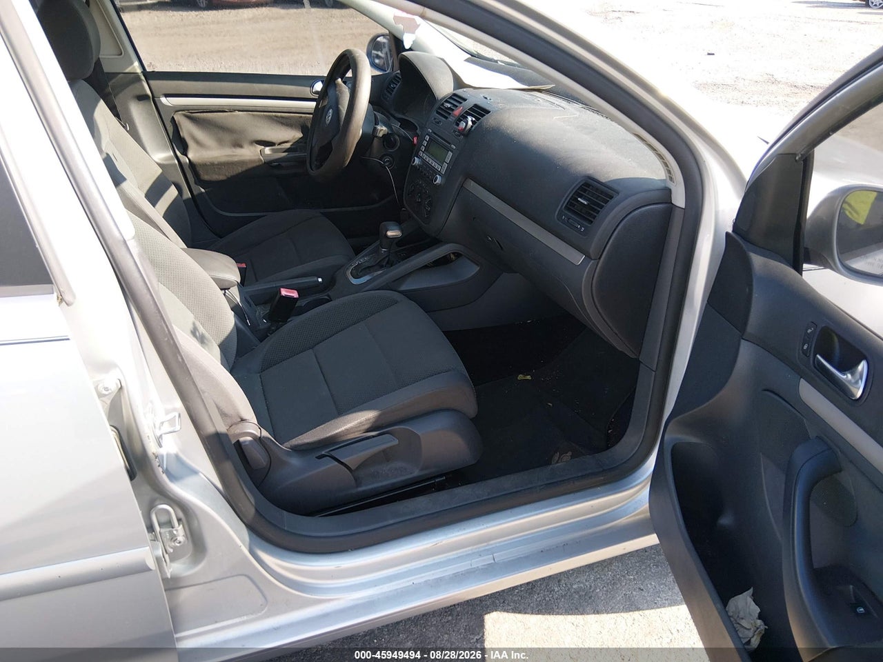 2009 VOLKSWAGEN RABBIT S · 5/11