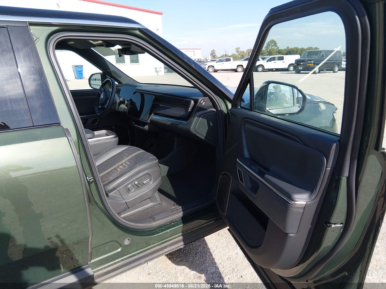 2024 RIVIAN R1S ADVENTURE QUAD MOTOR LARGE PACK · 5/11