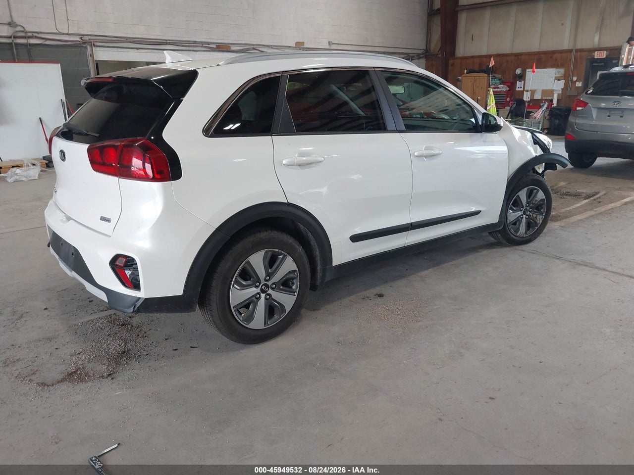 2020 KIA NIRO LX · 4/11