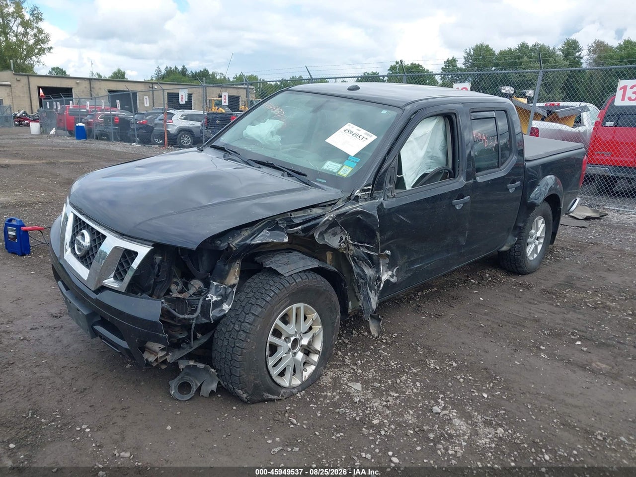 2016 NISSAN FRONTIER SV · 2/11