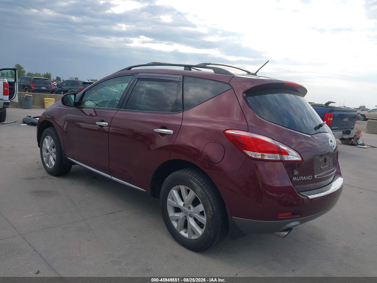 2011 NISSAN MURANO SV · 3/10