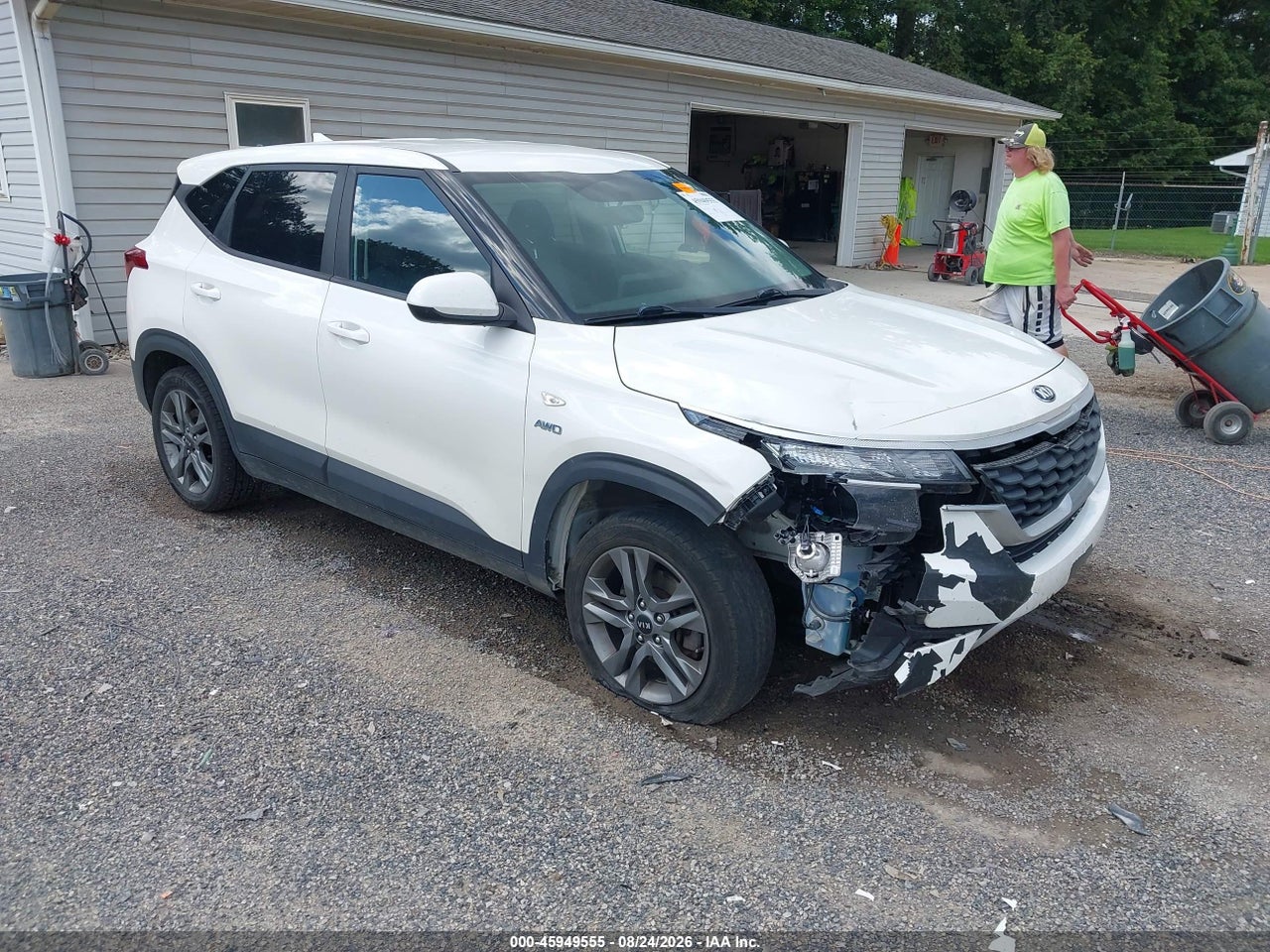 KNDEPCAA6M7****** · 2021 KIA SELTOS LX