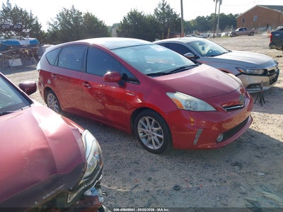 2013 TOYOTA PRIUS V FIVE